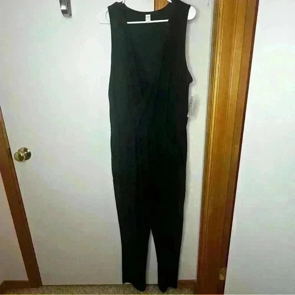 Old Navy‎ Active Jumpsuit Sleeveless Wm Large Gray 4 Way Stretch Athleisure NWT
